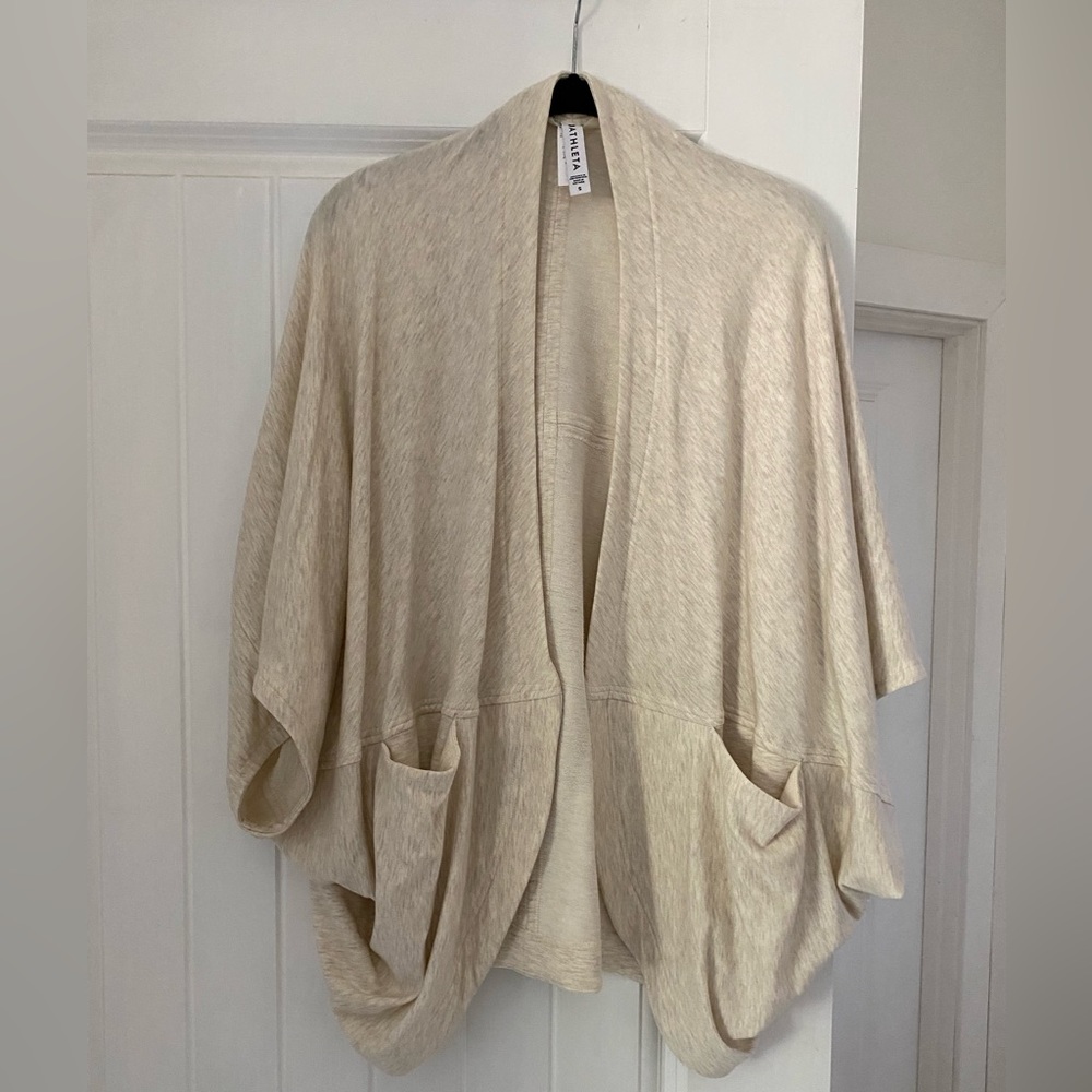 New Athleta cocoon wrap, oatmeal heather.